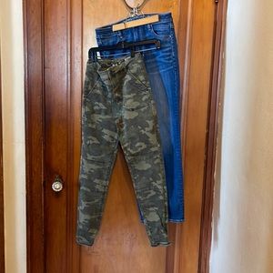 Women’s American Eagle Jeans back to school two pair bundle size 8